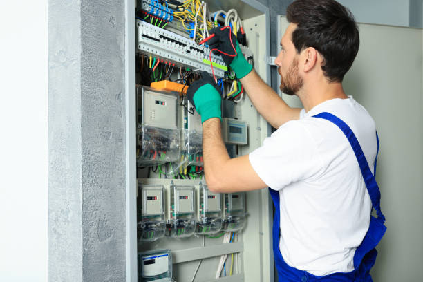 Best Emergency Electrical Repair  in Paisley, FL